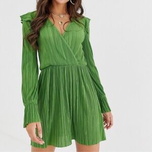 ASOS Bright & Vibrant Pleated Dress Size 2 / Small Going Out Vacation Mini dress